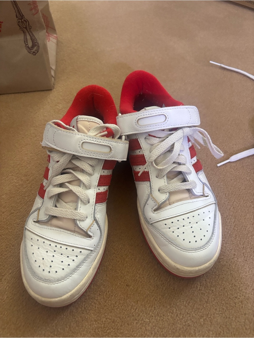 Adidas Forum Low red and white size 5 men, women size 6 EUC